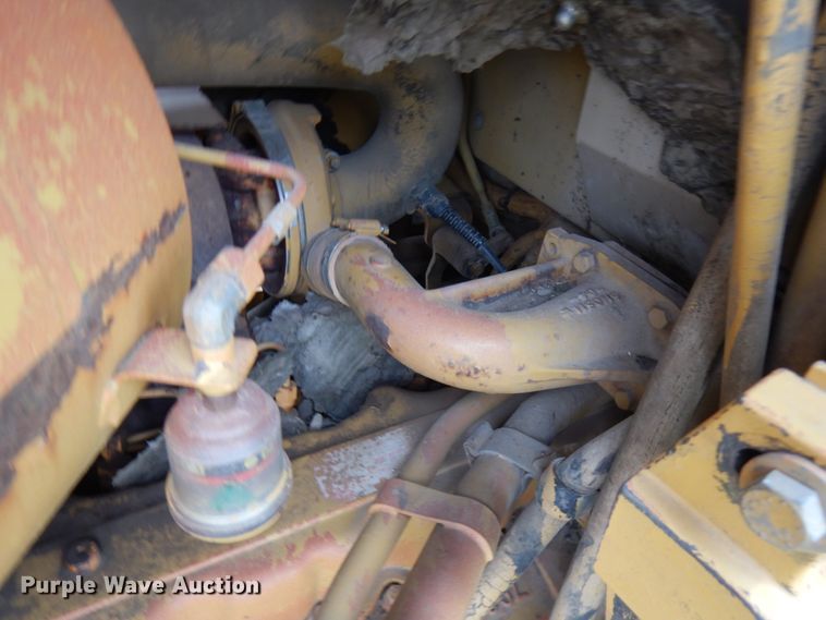 image for item IL9859 1999 Caterpillar D6R XL  dozer