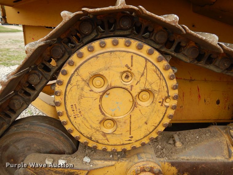 image for item IL9859 1999 Caterpillar D6R XL  dozer