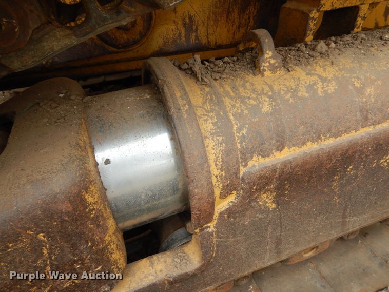 image for item IL9859 1999 Caterpillar D6R XL  dozer