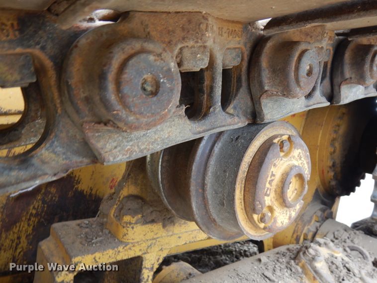 image for item IL9859 1999 Caterpillar D6R XL  dozer