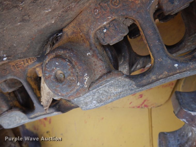 image for item IL9859 1999 Caterpillar D6R XL  dozer