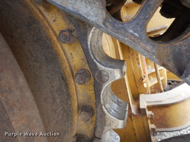 image for item IL9859 1999 Caterpillar D6R XL  dozer