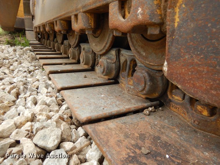 image for item IL9859 1999 Caterpillar D6R XL  dozer