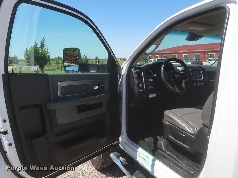 image for item IO9199 2014 Dodge Ram 5500HD  utility / service truck