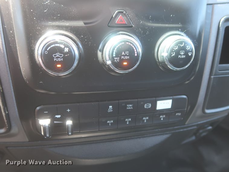 image for item IO9199 2014 Dodge Ram 5500HD  utility / service truck