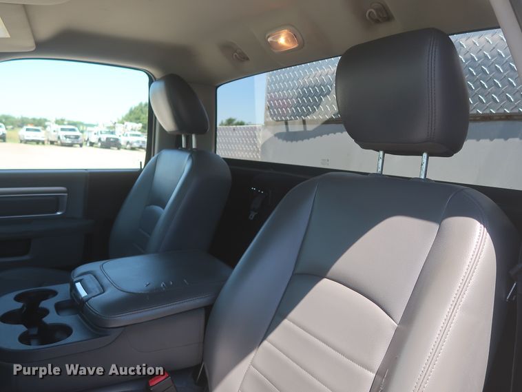 image for item IO9199 2014 Dodge Ram 5500HD  utility / service truck