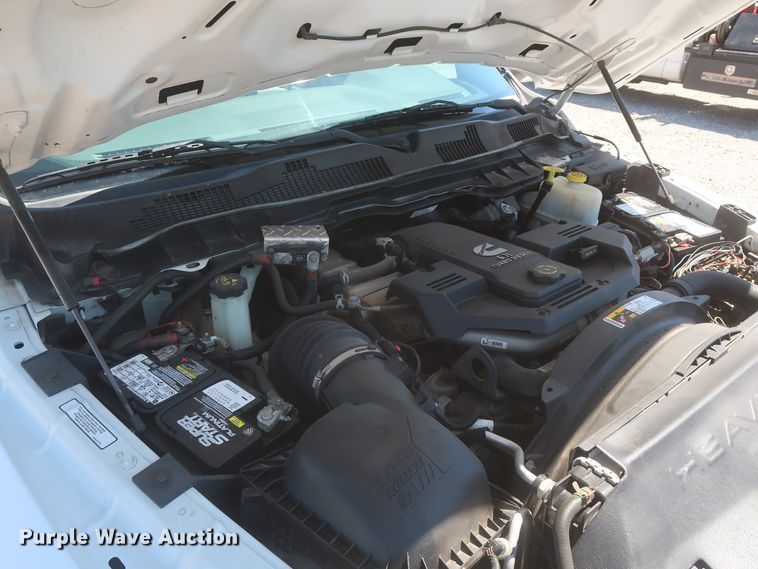 image for item IO9199 2014 Dodge Ram 5500HD  utility / service truck