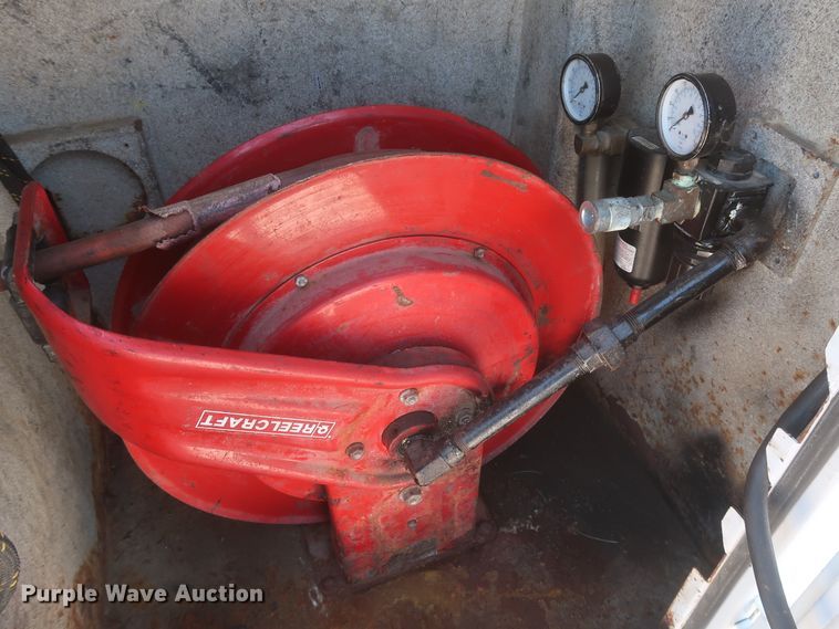 image for item IO9199 2014 Dodge Ram 5500HD  utility / service truck