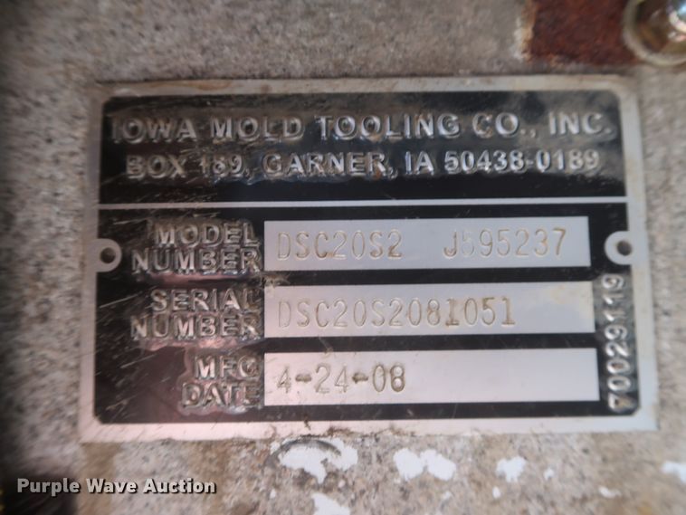 image for item IO9199 2014 Dodge Ram 5500HD  utility / service truck