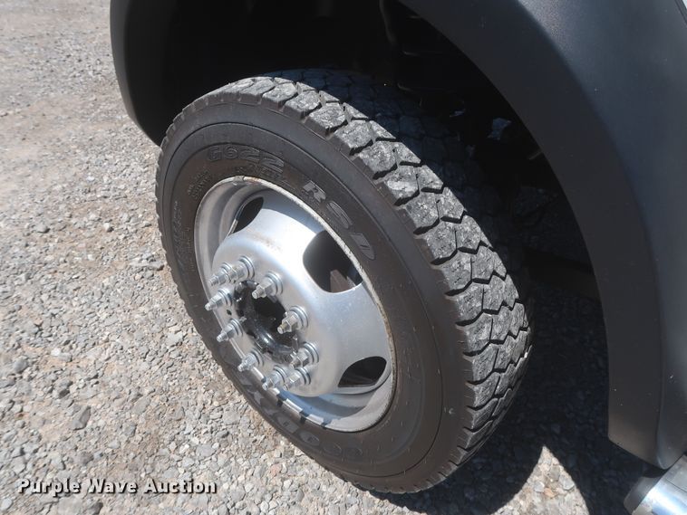 image for item IO9199 2014 Dodge Ram 5500HD  utility / service truck