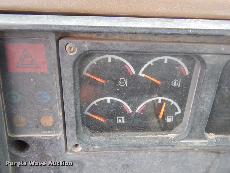 image for item IP9185 1996 Caterpillar 938F  wheel loader