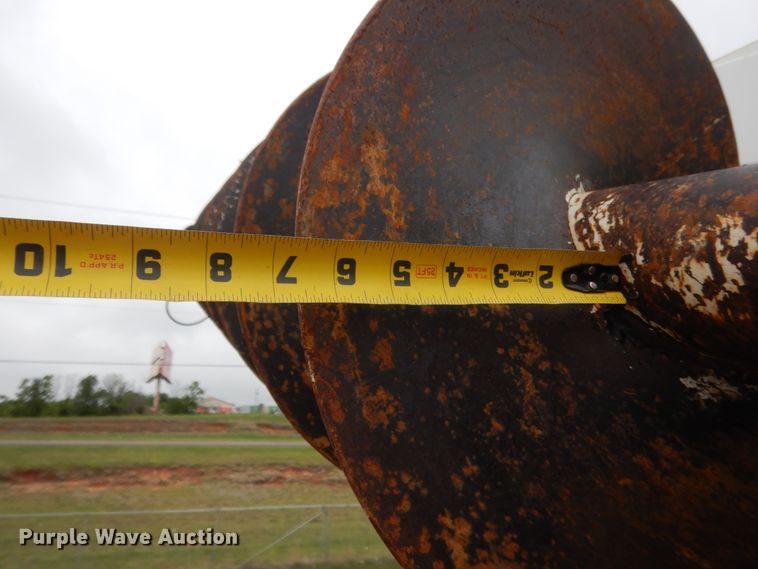 image for item IP9788 2003 Freightliner FL80  digger derrick truck