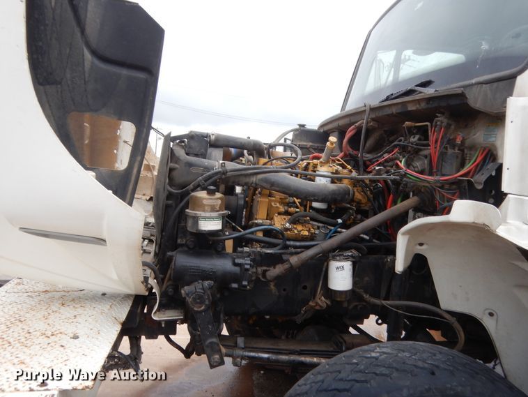 image for item IP9788 2003 Freightliner FL80  digger derrick truck