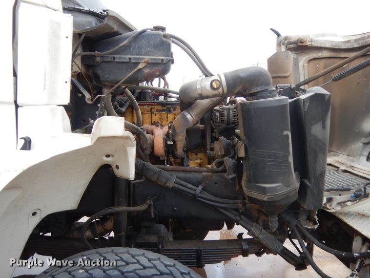 image for item IP9788 2003 Freightliner FL80  digger derrick truck