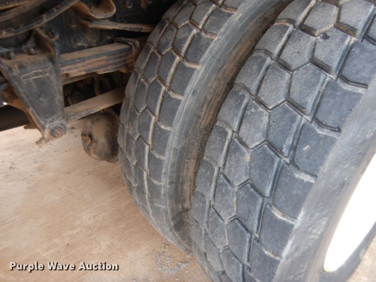 image for item IP9788 2003 Freightliner FL80  digger derrick truck