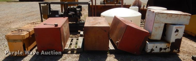 image for item IP9995 (8) tanks