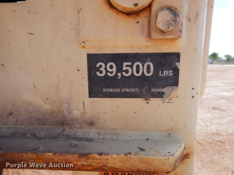 image for item IQ9629 2000 Mack MR688S  pump truck