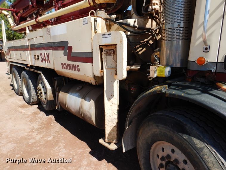 image for item IQ9629 2000 Mack MR688S  pump truck