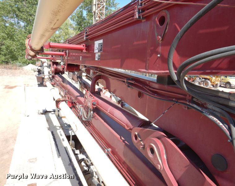 image for item IQ9629 2000 Mack MR688S  pump truck