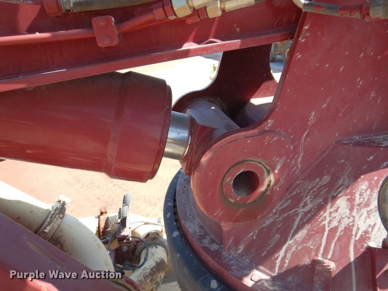 image for item IQ9629 2000 Mack MR688S  pump truck