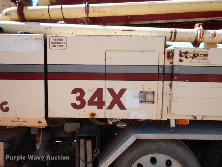 image for item IQ9629 2000 Mack MR688S  pump truck