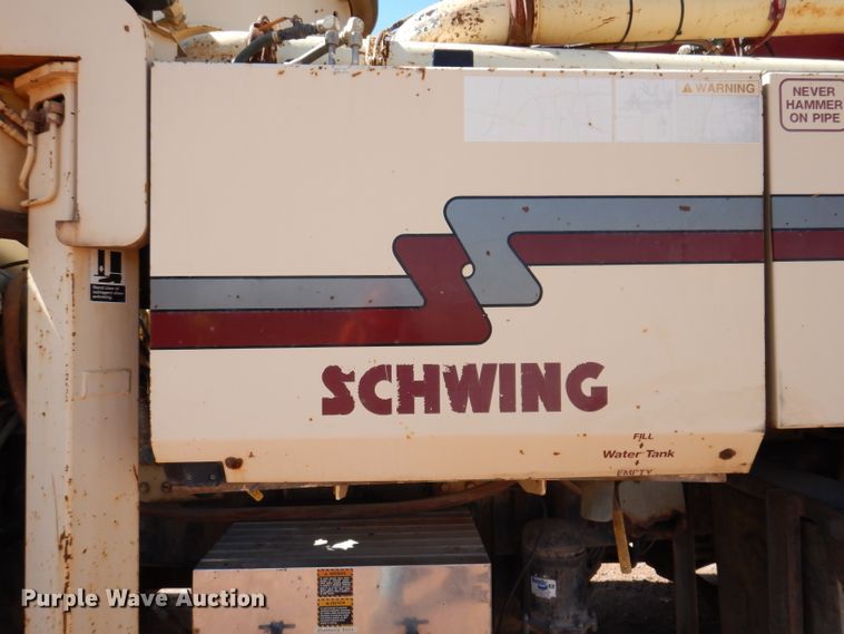 image for item IQ9629 2000 Mack MR688S  pump truck