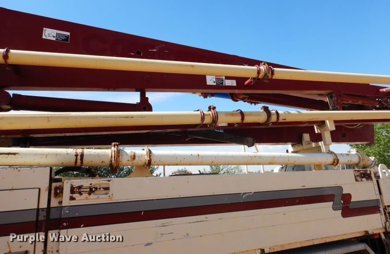 image for item IQ9629 2000 Mack MR688S  pump truck