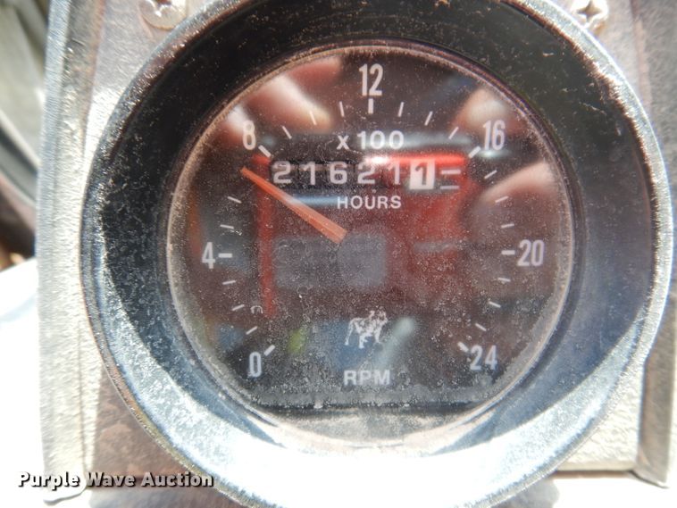 image for item IQ9629 2000 Mack MR688S  pump truck