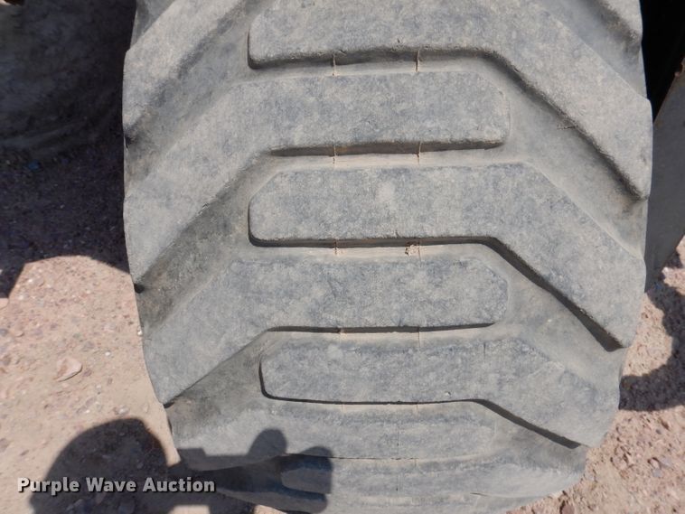 image for item IQ9632 Navigator 5500  forklift