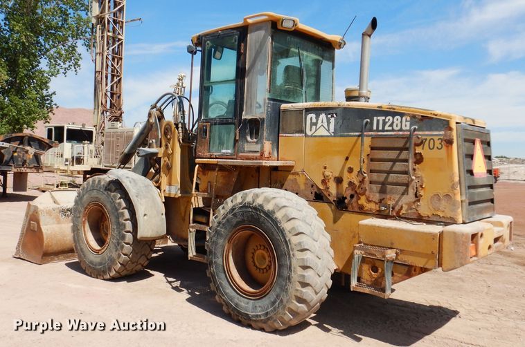 image for item IQ9633 1997 Caterpillar IT28G  wheel loader