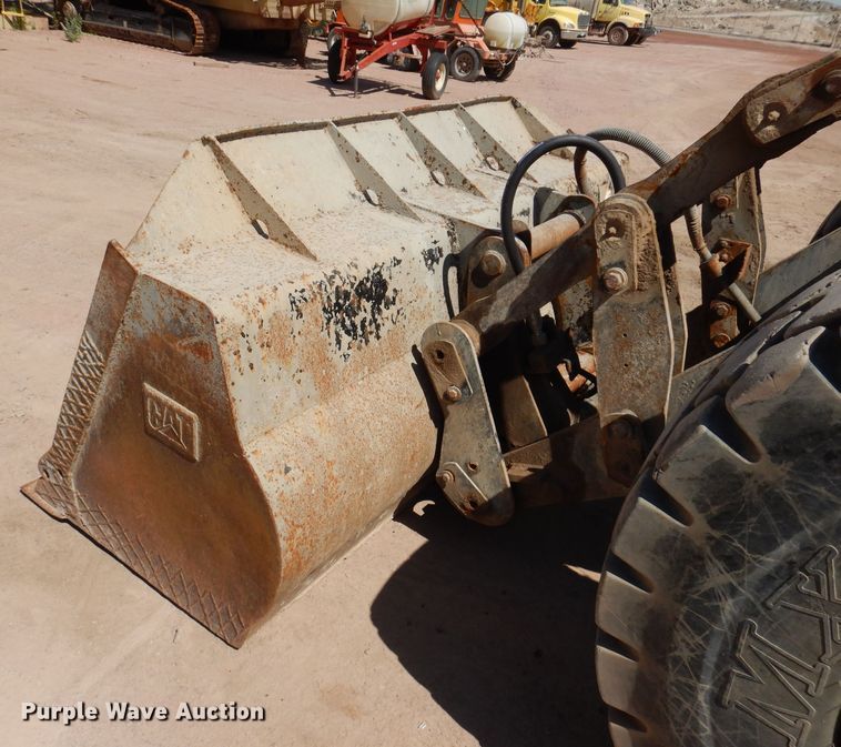 image for item IQ9633 1997 Caterpillar IT28G  wheel loader