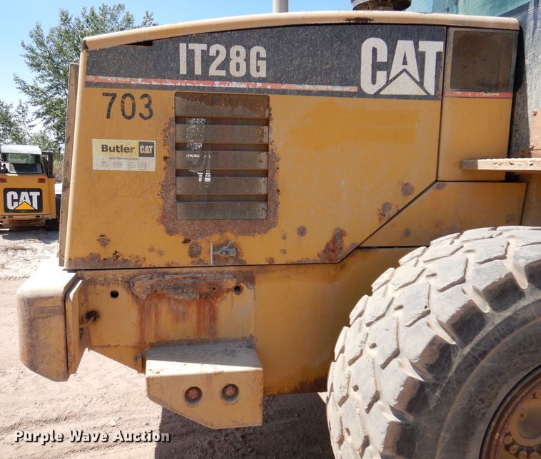 image for item IQ9633 1997 Caterpillar IT28G  wheel loader