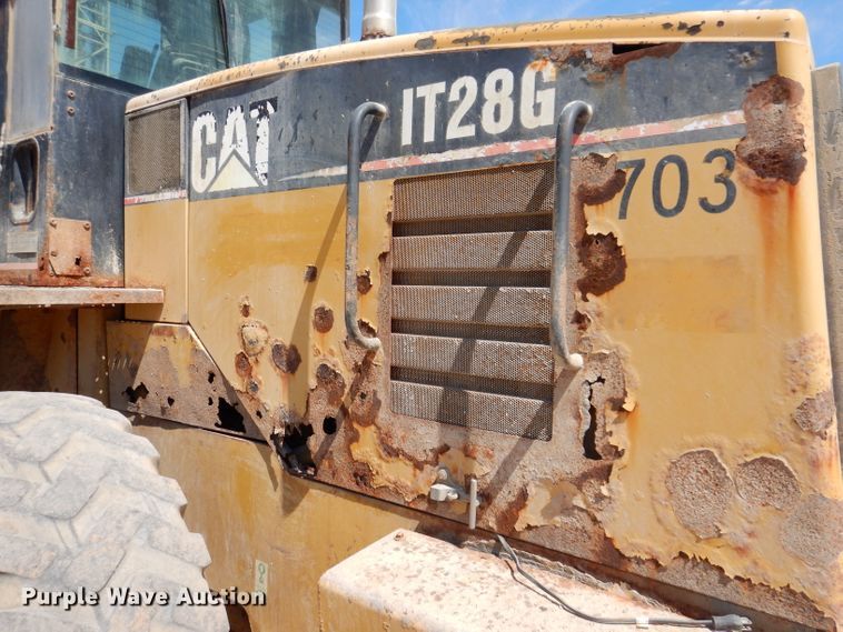 image for item IQ9633 1997 Caterpillar IT28G  wheel loader