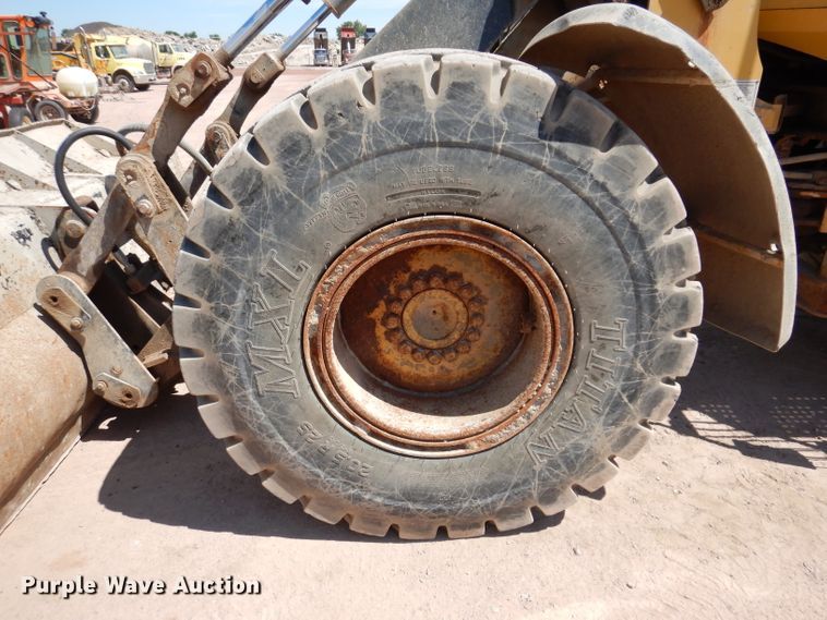image for item IQ9633 1997 Caterpillar IT28G  wheel loader