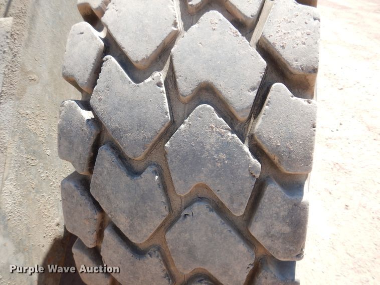 image for item IQ9633 1997 Caterpillar IT28G  wheel loader