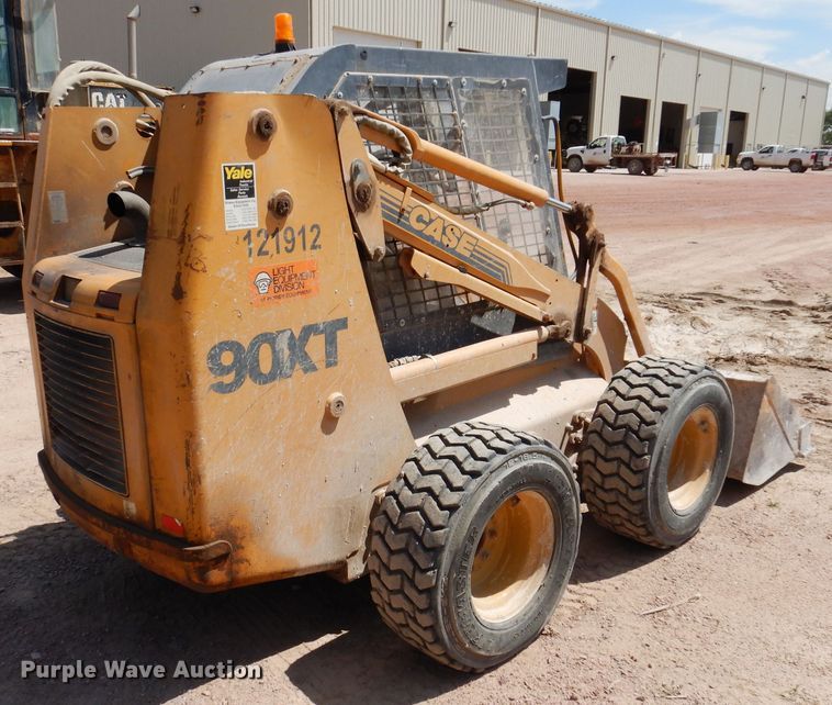 image for item IQ9635 1997 Case 90XT  skid steer loader