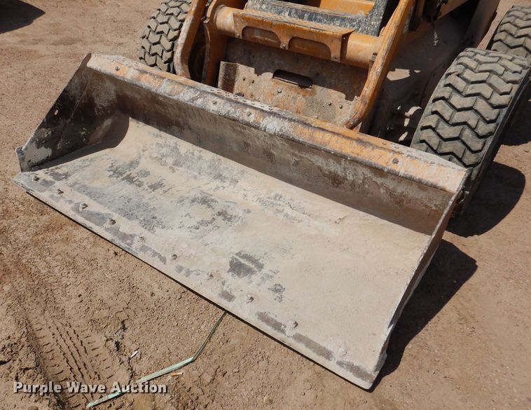 image for item IQ9635 1997 Case 90XT  skid steer loader