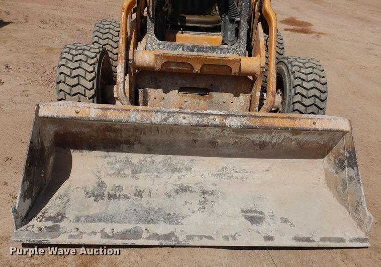 image for item IQ9635 1997 Case 90XT  skid steer loader