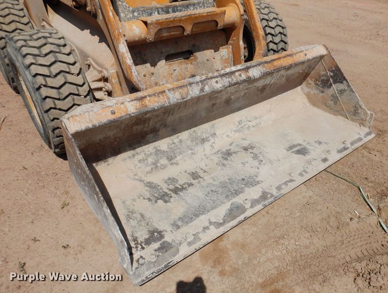 image for item IQ9635 1997 Case 90XT  skid steer loader