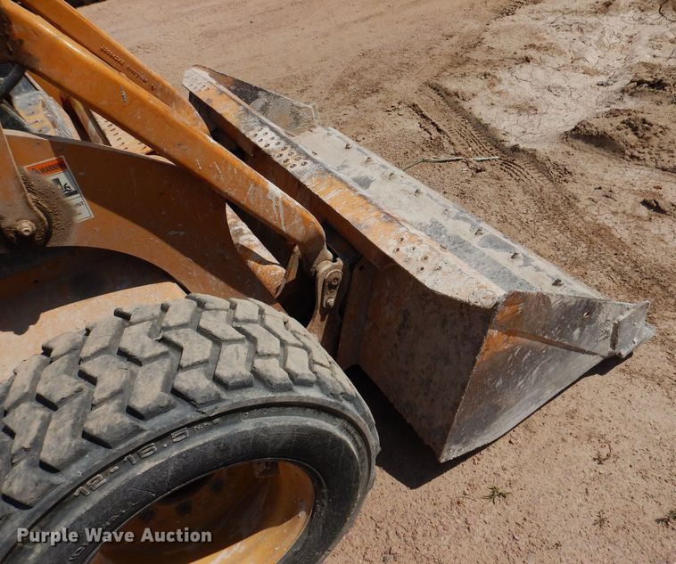 image for item IQ9635 1997 Case 90XT  skid steer loader