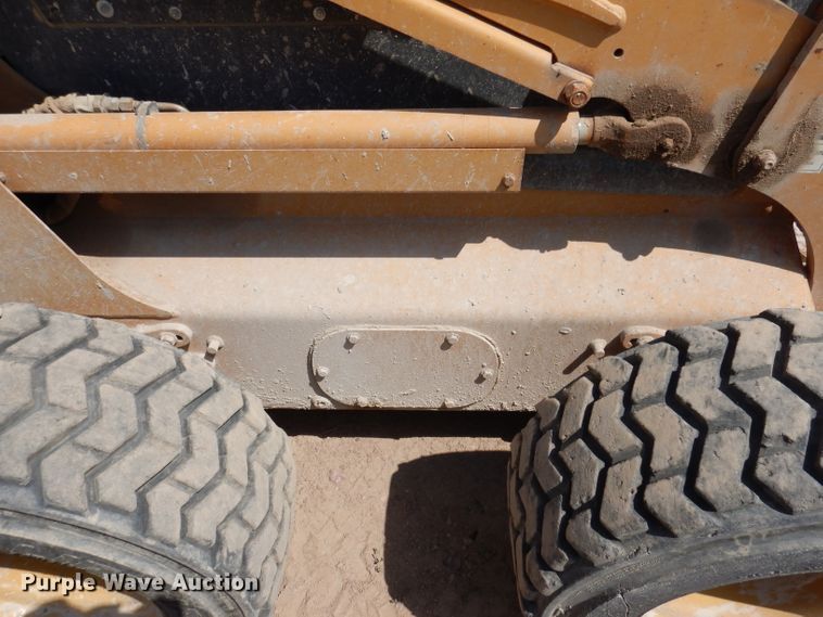 image for item IQ9635 1997 Case 90XT  skid steer loader