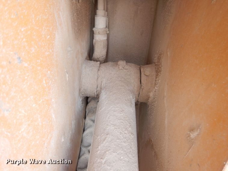 image for item IQ9635 1997 Case 90XT  skid steer loader