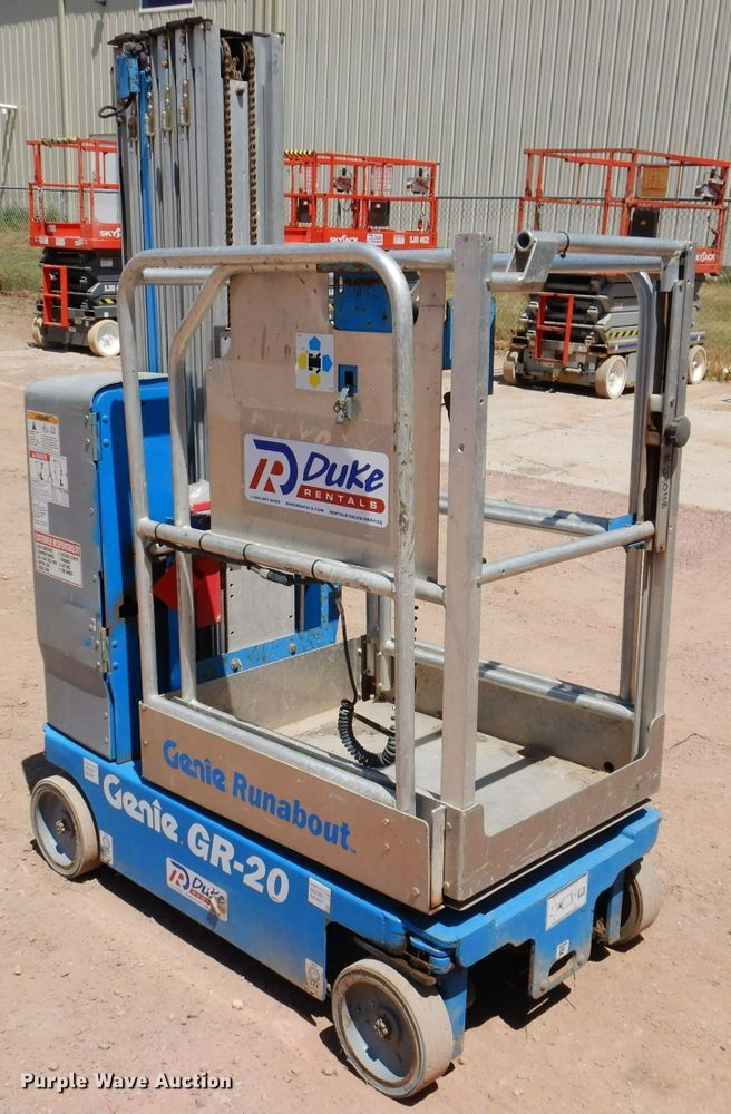 image for item IQ9642 2013 Genie GR20  vertical lift