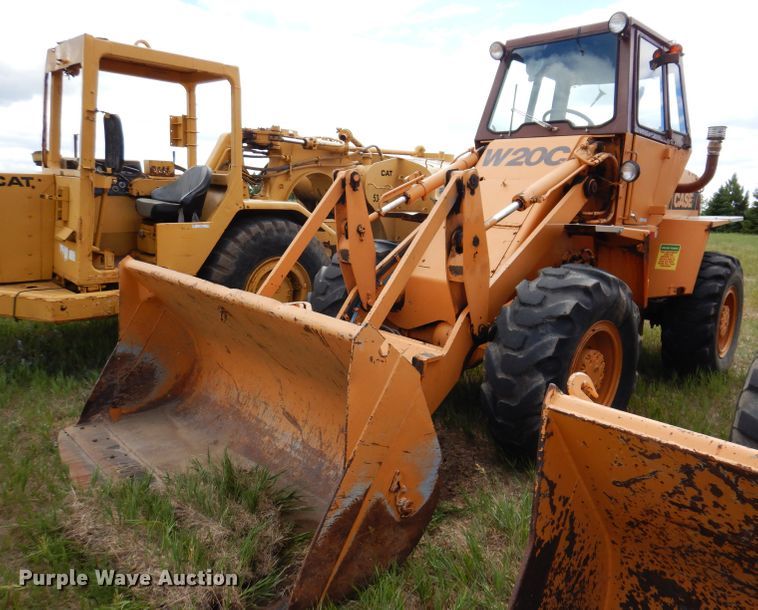 image for item IQ9647 1981 Case W20  wheel loader