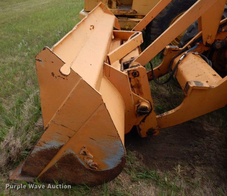 image for item IQ9647 1981 Case W20  wheel loader
