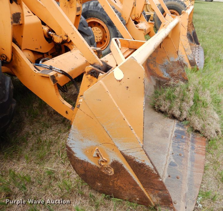 image for item IQ9647 1981 Case W20  wheel loader