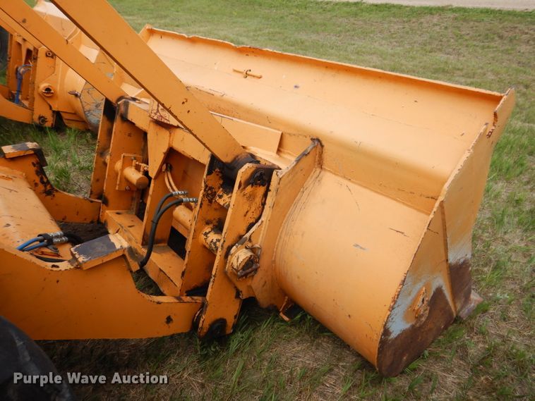 image for item IQ9647 1981 Case W20  wheel loader