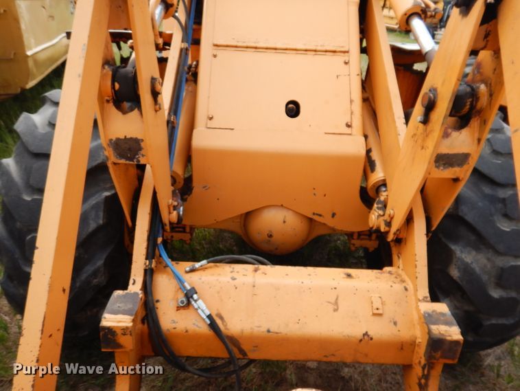image for item IQ9647 1981 Case W20  wheel loader