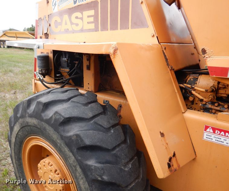 image for item IQ9647 1981 Case W20  wheel loader