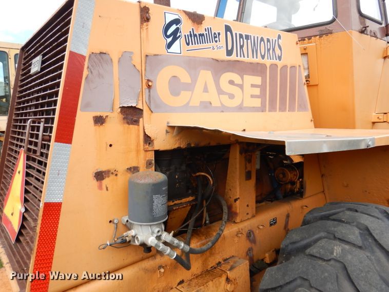 image for item IQ9647 1981 Case W20  wheel loader